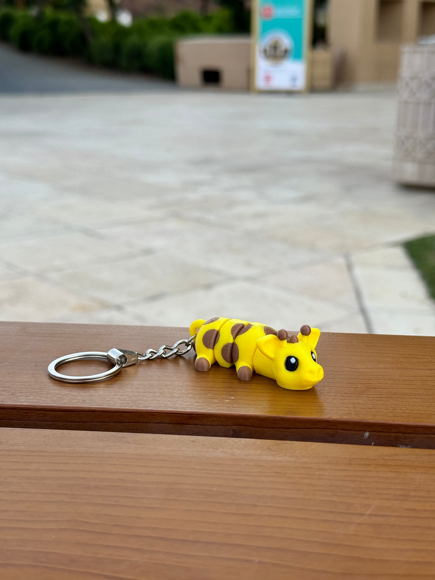 Flexi Cute Giraffe Keychain