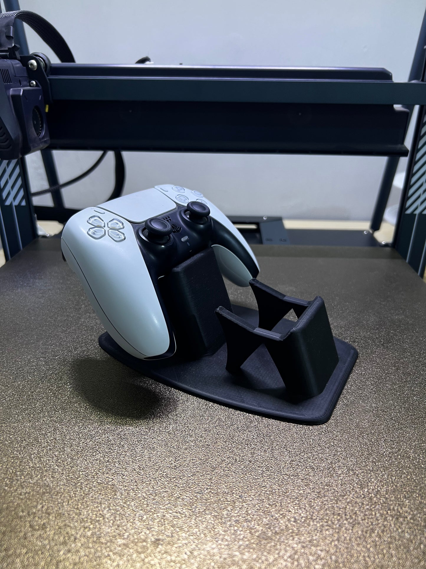 PS5 DualSense Desk Stand